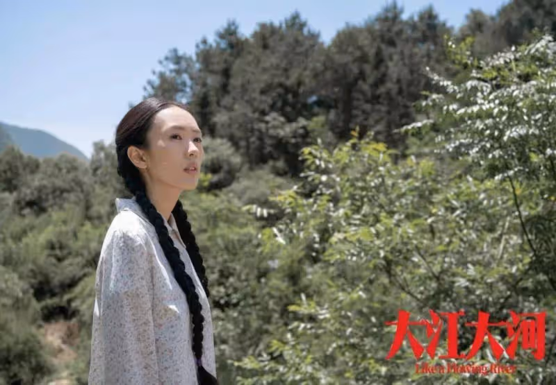 童瑤因戀情八卦打入冷宮,如今爆冷獲金鷹獎最佳女演員再次翻紅?