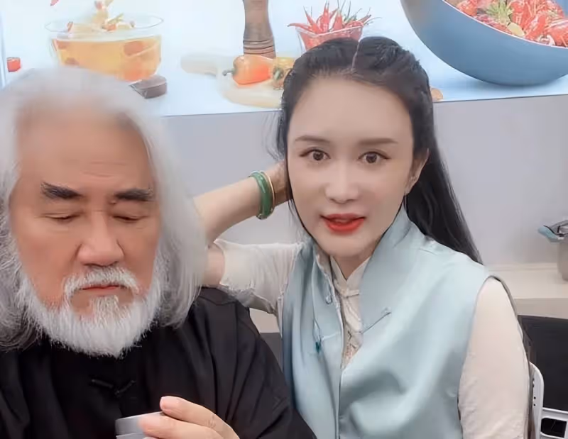 知名大導得性病,潛規則女主圈內急需整治,馮小剛張藝謀張紀中徐崢個個躺槍