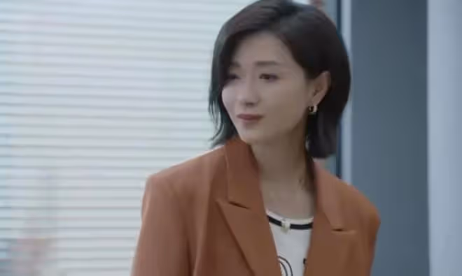 今晚開播!萬茜職場新劇接檔《去有風的地方》,演員陣容不錯