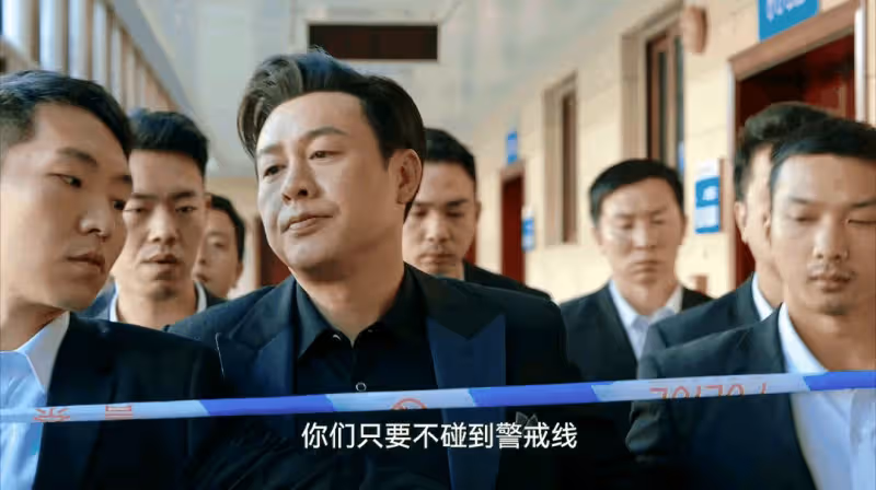 狂飆唯一輸家:「老戲骨」吳剛跌下神壇,演技尷尬,全程被吊打