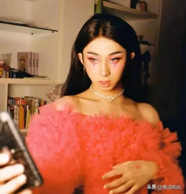 兒子愛上穿女裝,你會支持他嗎?
