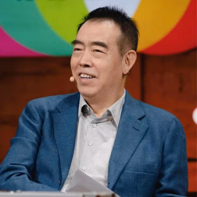 猛瓜來了!曝知名大導演私生活混亂,藝校當後宮,潛規則所有女主