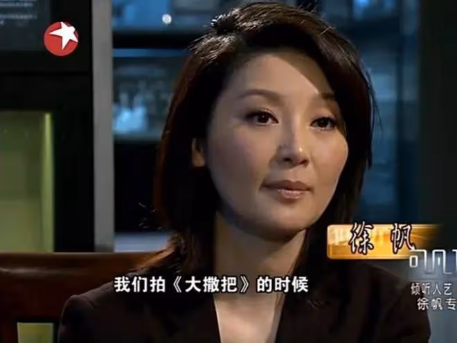 猛瓜來了!曝知名大導演私生活混亂,藝校當後宮,潛規則所有女主