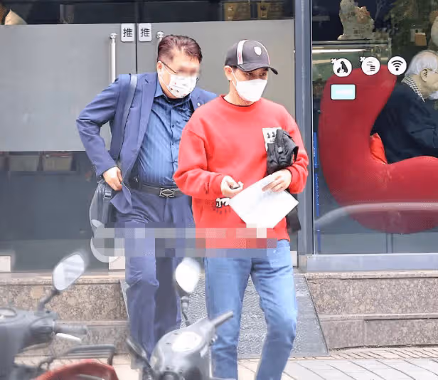 林志穎車禍後首次與好友聚餐!面容恢復未毀容,違規停車被罰款