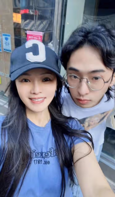 伊能靜兒子哈利疑似戀情曝光!與美女貼臉動作曖昧,對視眼神陶醉
