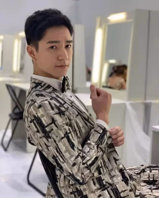 不與兄弟比較!TVB力捧小生演藝路一片光明,曾因私密片一度停工