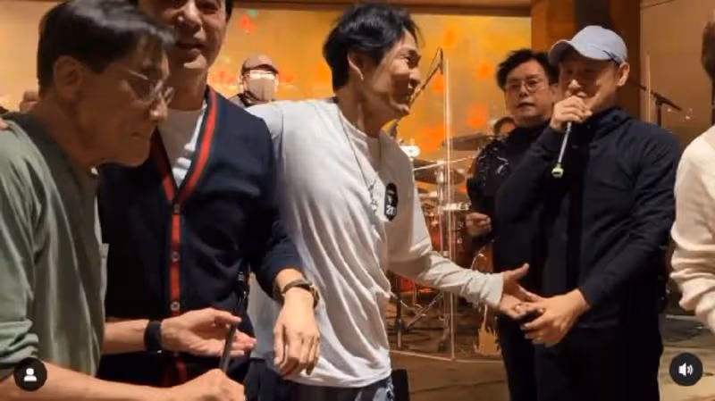 歡慶70歲!大咖男星生日眾星雲集「驚見張學友台上獻唱」 梁家輝、劉嘉玲全來了「真實狀態網嚇傻」