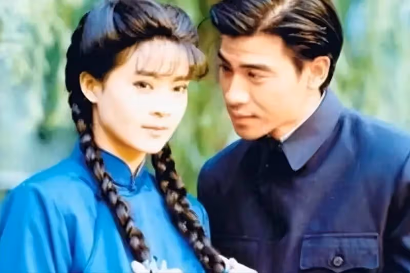 「婉君」俞小凡:與18歲女兒罕見同框,其父擔心閨女太美遭人覬覦