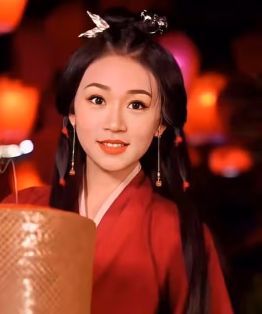 樣貌再升級!前知名港姐古裝造型變18歲少女,疑濾鏡太大而認不出