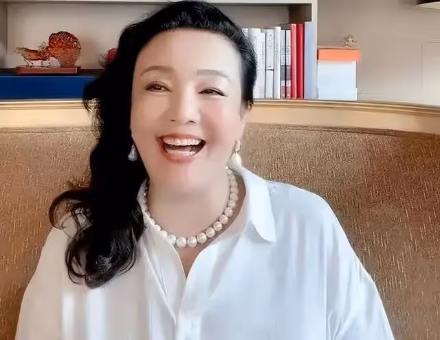 葛斯齊將赴北京告張蘭,埋怨汪小菲不幫自己,消息只讀不回