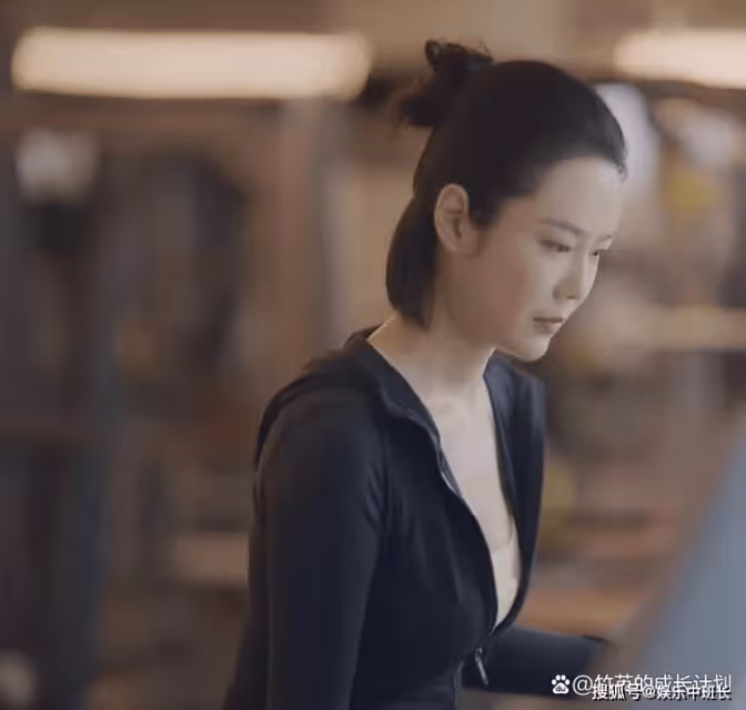 《打開生活的正確方式》看懂李漫豪門闊太背後的慌張,才懂餘光對她有多薄情