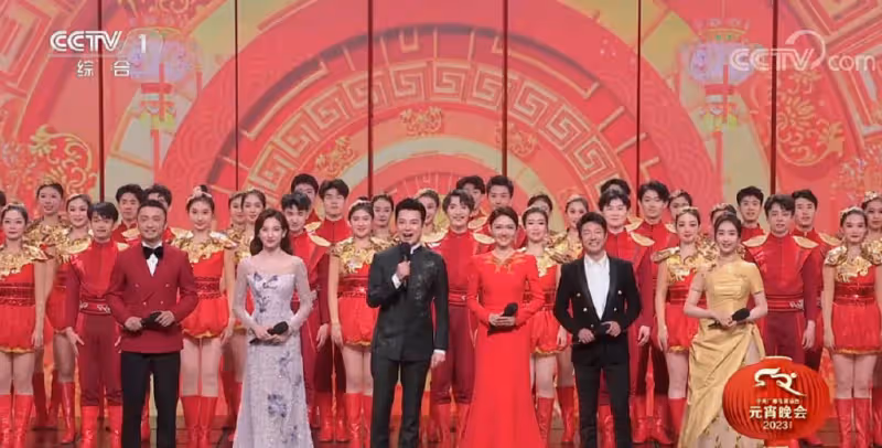 元宵晚會收視破7,3位女主持人進步明顯,張嘉寧堪稱全場最佳!