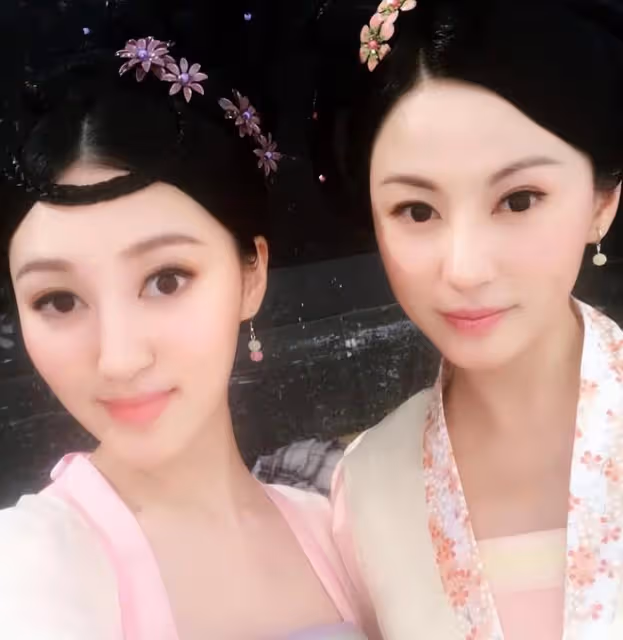 3位嫁富豪離婚的女星,最美港姐越嫁越幸福,60歲做單身女貴族