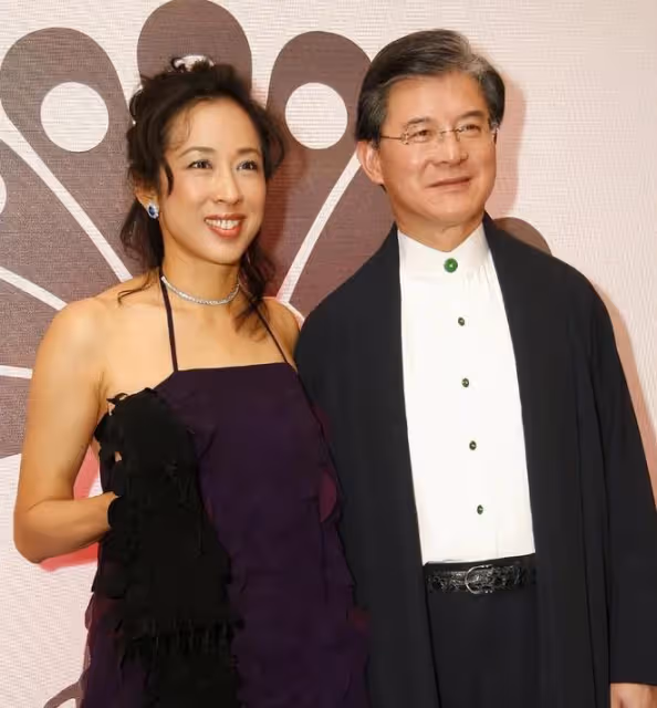 3位嫁富豪離婚的女星,最美港姐越嫁越幸福,60歲做單身女貴族