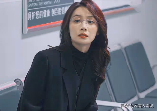 狂飆里是戀叔典範,現實中是扶弟達人,隆妮:我要給易烊千璽買島