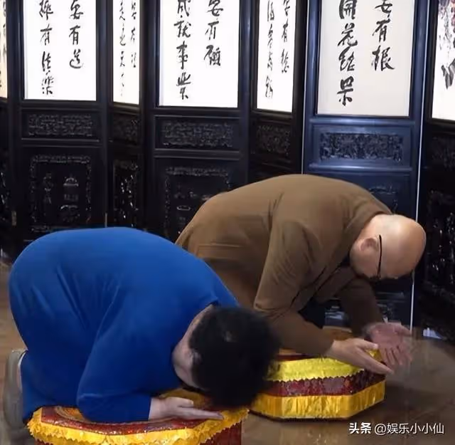 遲重瑞夫婦緬懷星雲大師,陳麗華淚流不止,遲重瑞上前安慰妻子