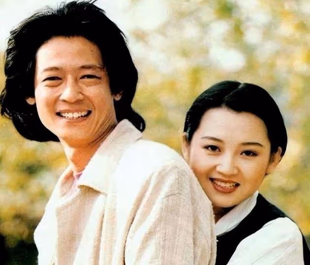 痴情漢尤勇智:被許晴拋棄八年不敢戀愛,娶小10歲嬌妻終獲幸福