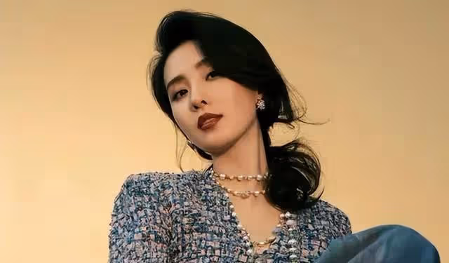 吳奇隆婚變風波後露面!與劉詩詩兩地過節,更多細節暴露感情狀況