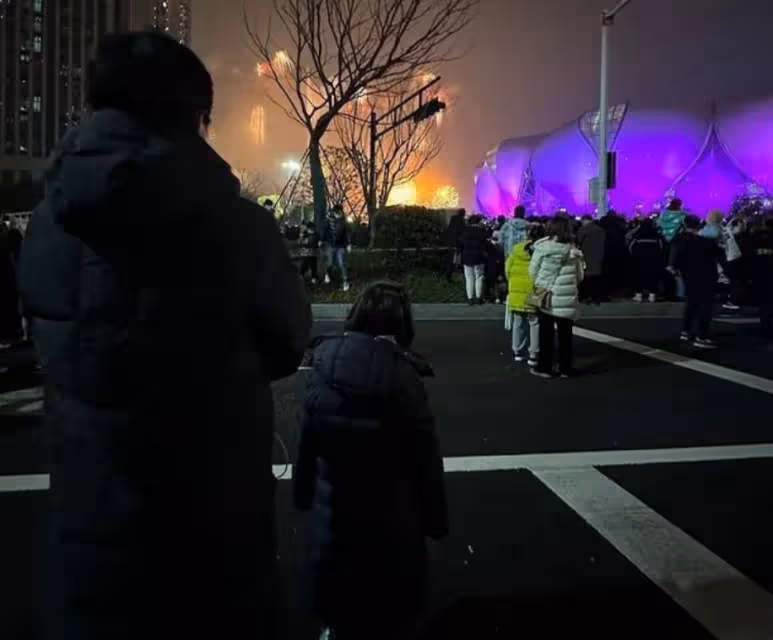 央視隔空打臉韓國偷文化!晚會宣傳燈會和非遺,湯唯外網也發了