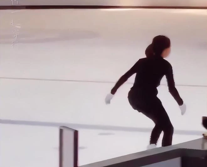 李小鵬11歲女兒近照曝光,「萌神」奧莉長大了,五官精緻越來越美