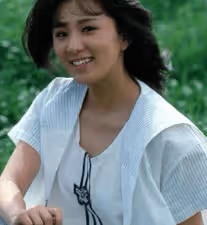 金喜愛多部待播劇將開掛 55歲依舊是大女主 年輕時美貌不輸林青霞
