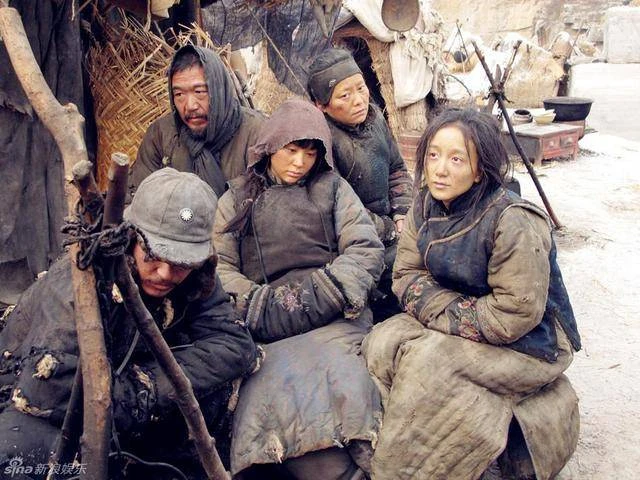一個月拍私人訂製狂賺,用18年拍1942卻失利,馮小剛直言很困惑!