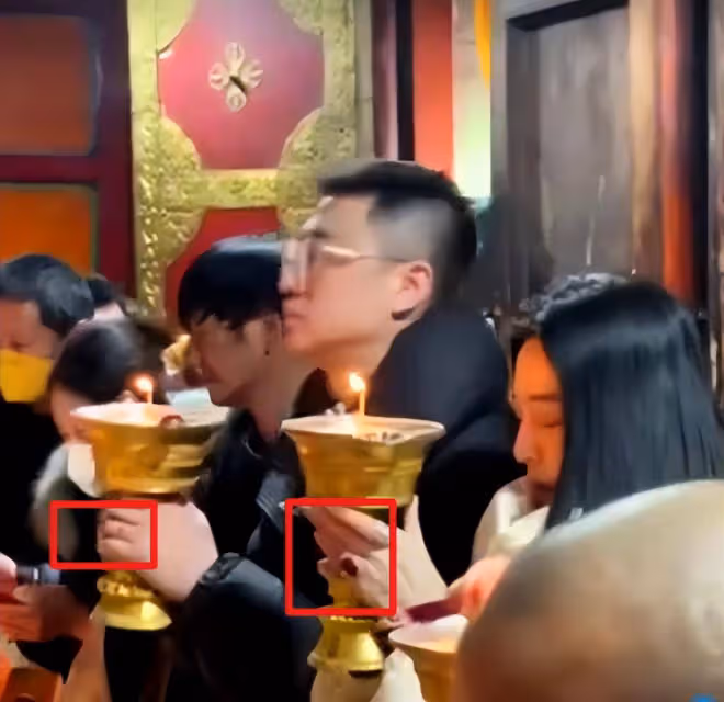范冰冰攜二婚男友寺廟禮佛,燒香點燈超虔誠,無名指戴戒指疑訂婚