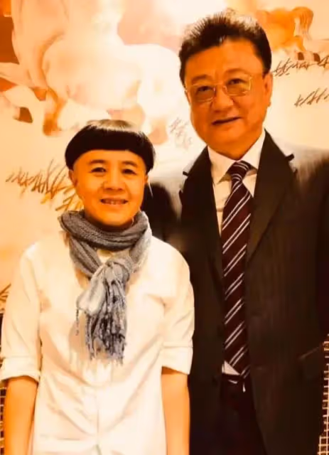 看到這一對,才敢相信娛樂圈有神仙愛情!