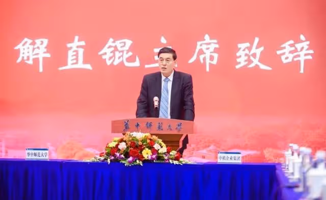 歌后毛阿敏:丈夫病逝1年後,留下260億遺產,如今的選擇令人淚目