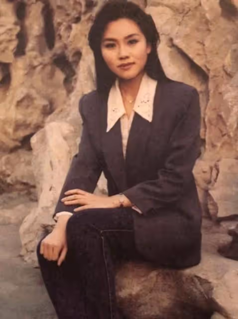 這個23歲明星陳瑜婕才是狠人,曝其是CIA的間諜,盜取中國情報?