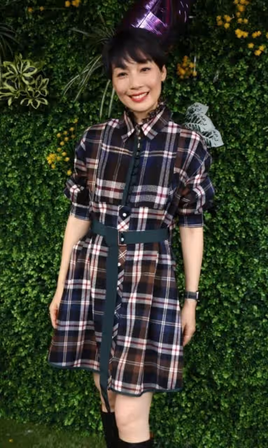 人氣急升！TVB知名女星榮升視後瘋狂接工作，自曝最想拍黑絲廣告