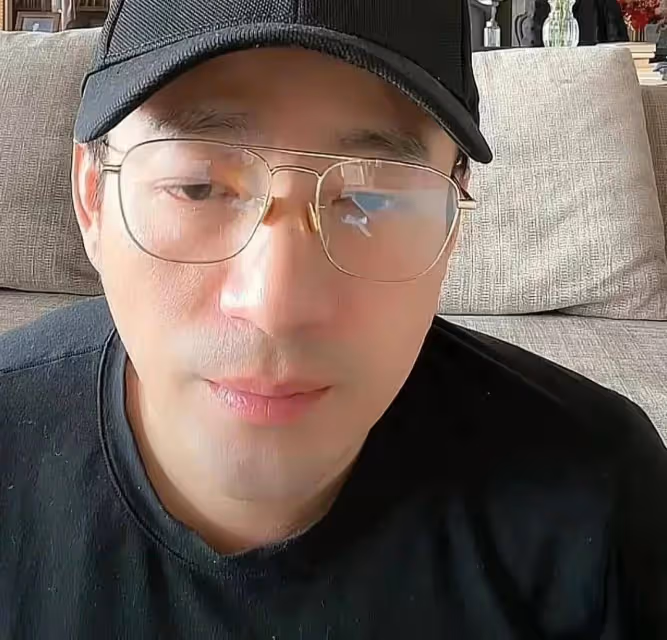 曝大S懷孕兩個月,小S春節巴黎游狂刷汪小菲的卡,不看價格裝大方