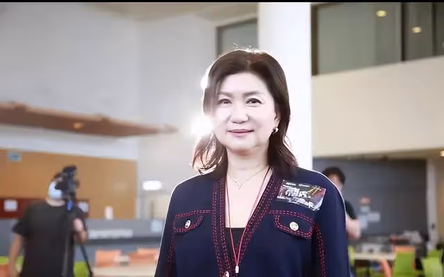 TVB高層自家豪宅聚餐，陣容堪比頒獎禮，透露黃宗澤最受內地歡迎