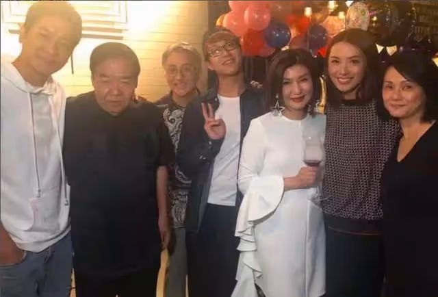 TVB高層自家豪宅聚餐，陣容堪比頒獎禮，透露黃宗澤最受內地歡迎