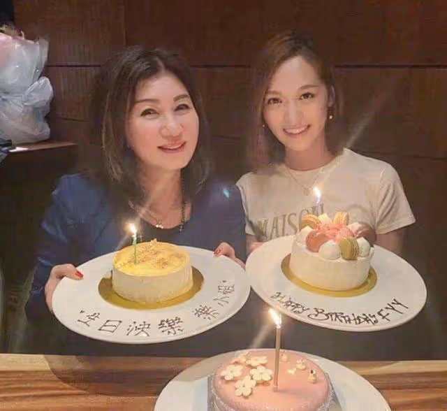 TVB高層自家豪宅聚餐，陣容堪比頒獎禮，透露黃宗澤最受內地歡迎
