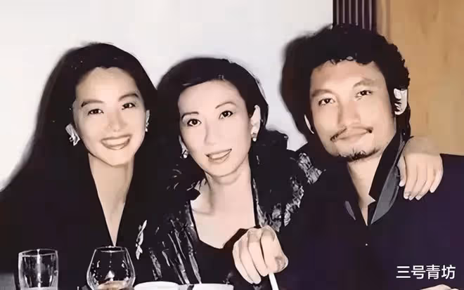 著名製片人施南生：與導演徐克離婚後，71歲無兒無女的她如何了？