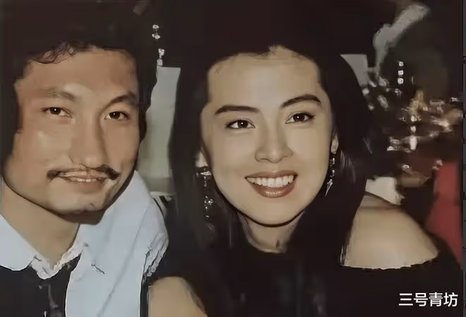著名製片人施南生：與導演徐克離婚後，71歲無兒無女的她如何了？