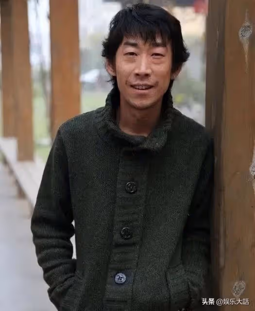 「瘋驢子」原來才是最大贏家，妻子貌美如花，自己還是詩人和畫家