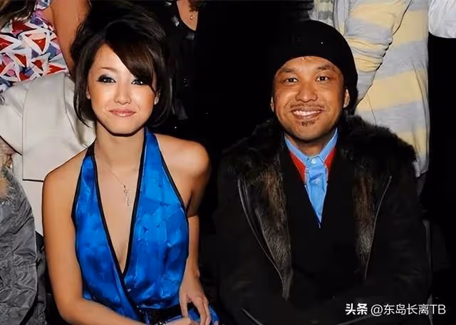 世間竟有如此好看的姑娘，卻一手好牌打的稀爛