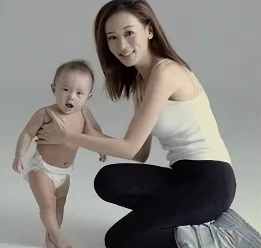 「最上鏡小姐」官宣二胎，孩子生父成謎，拍《破冰》差點瞎了