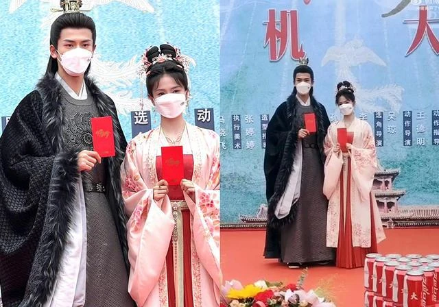 本以為張凌赫和白鹿相愛了,應該是皆大歡喜,沒想到兩家各有損傷