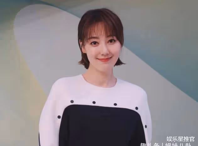 王冠:曾是李詠指定搭檔,巔峰時被電視「退回」,如今現狀如何?