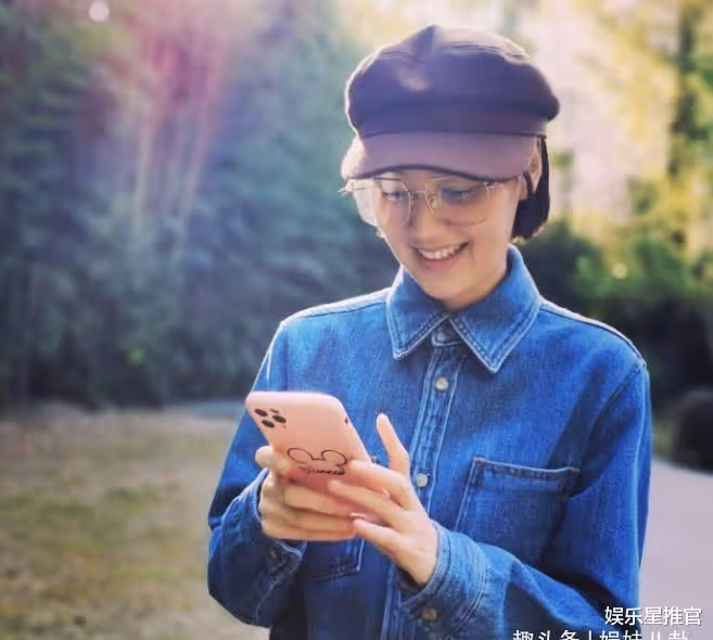 王冠:曾是李詠指定搭檔,巔峰時被電視「退回」,如今現狀如何?