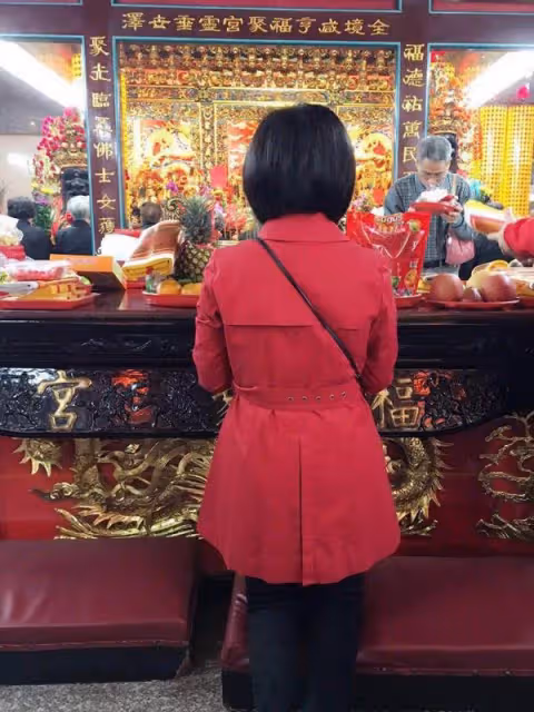 除夕買花求好運!于美人初一早上看「半盆都枯萎」心驚急扔 果真「家裡出事了」嘆:不敢再買了