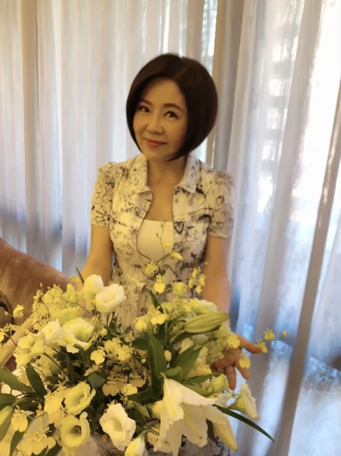 除夕買花求好運!于美人初一早上看「半盆都枯萎」心驚急扔 果真「家裡出事了」嘆:不敢再買了