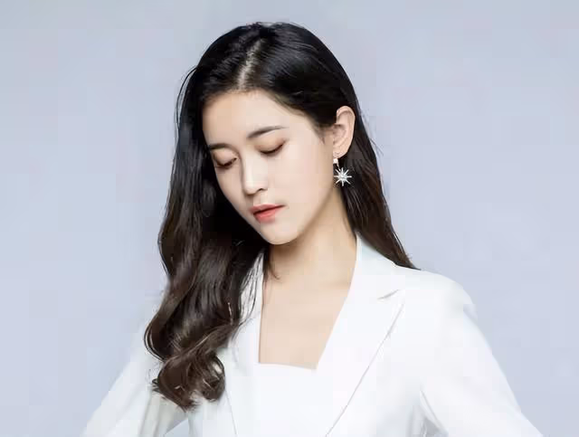 女演員陳瑜婕疑似被抓，社交帳號被永久禁言，疑似JD罪
