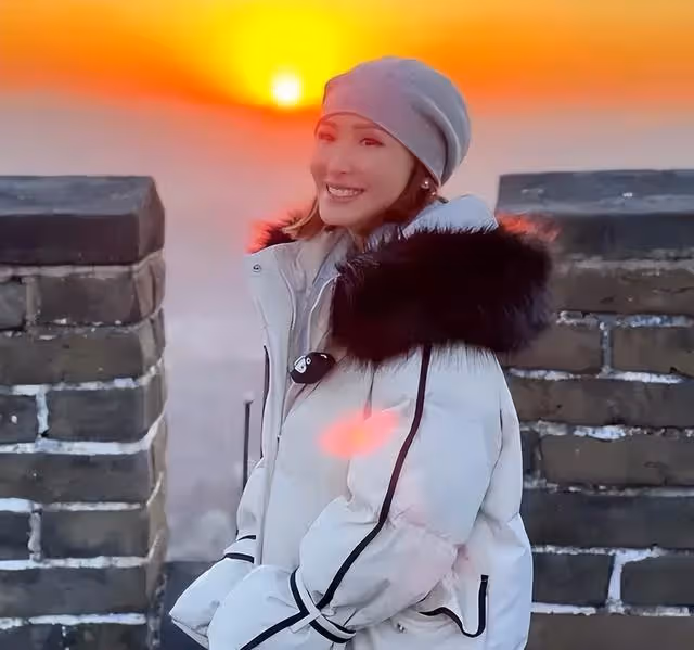 TVB金牌主持央視獻唱，千古第一才女造型被贊，節目當晚收視最高