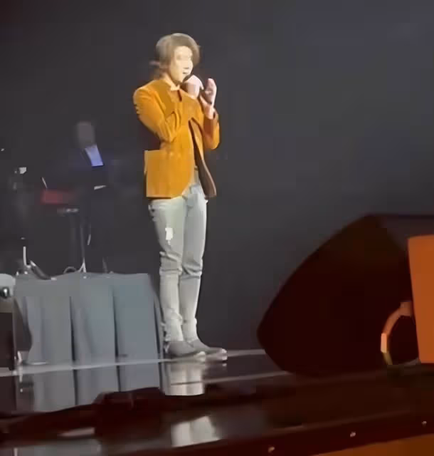 李靚蕾曬名媛聚會照，近況生活優越，率先贏得三個孩子的撫養權