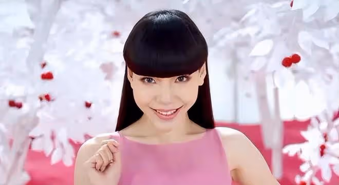 曾經紅極一時,如今落魄不堪的明星:有人街頭賣唱,有人精神分裂