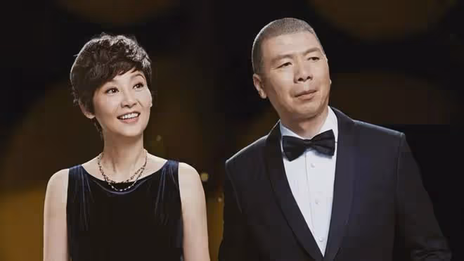 知名導演被曝潛規則選妃,私生活混亂私生子無數,馮小剛等人躺槍